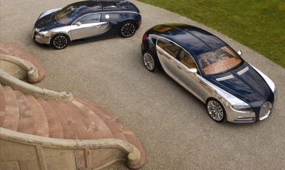Сине-металический Bugatti Veyron