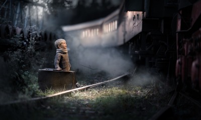 мальчик, поезд