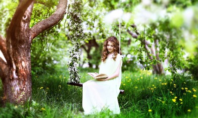 Качели, девушка, с книгой, сад