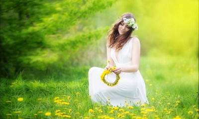 девушка белое платье венок природа весна