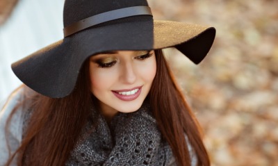 девушка шляпа шарф