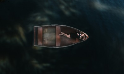 девушка, в лодке
