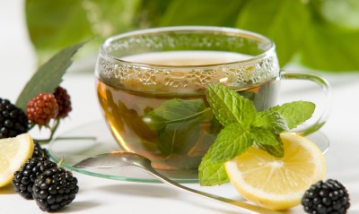 Зеленый чай с лимоном