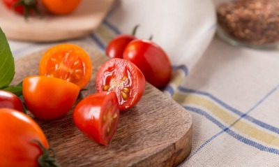 помидоры томаты доска скатерть