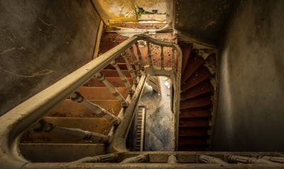 Дом старый лестница