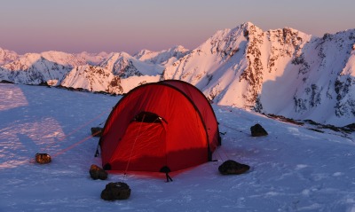 горы, снег, палатка