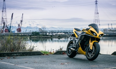 мотоцикл, желтый
