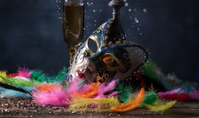 маска карнавал перья