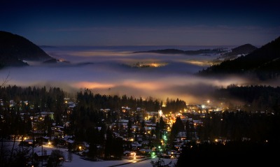 Туман над ночным городком