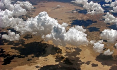 Облака над пустыней