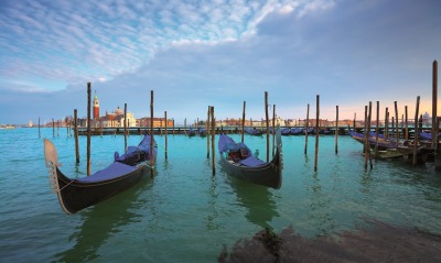 венеция италия гондолы пристань