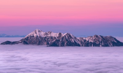 горы вершины над облаками