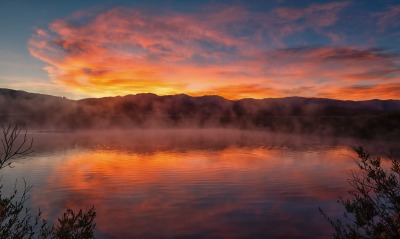 рассвет озеро туман утро