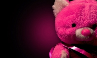 Розовый медведь