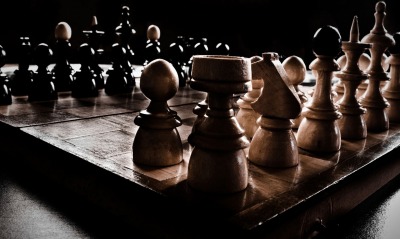 деревянные шахматы
