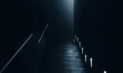 лестница, темнота