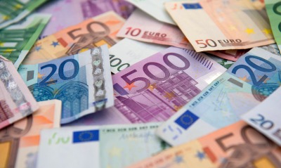 деньги евро купюры