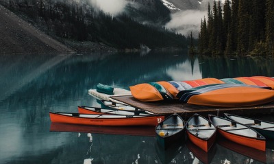 лодки, озеро