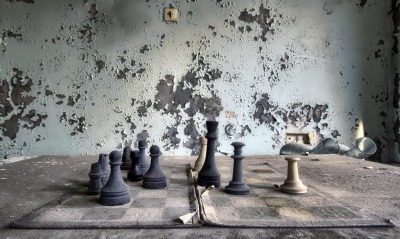 шахматы, стена