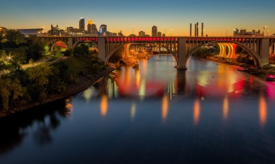 мост город ночь огни река отражение