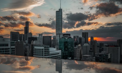 небоскребы мегаполис небо облака отражение