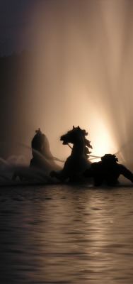 Лошади фонтан