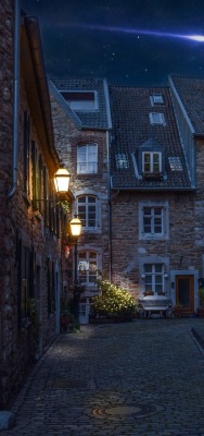 улица средневековье ночь фонари