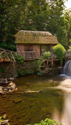 watermill водяная мельница