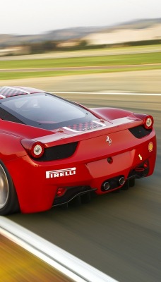Ferrari на трассе
