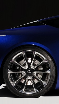синий Lexus Hybrid