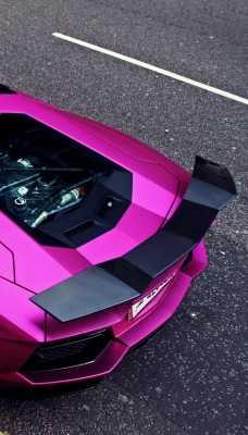 Розовая lamborghini