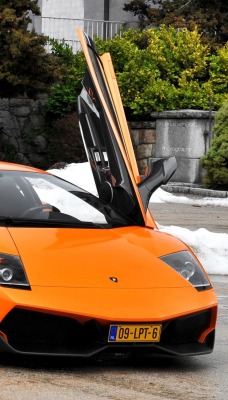 оранжевая lamborghini1