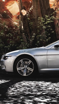 BMW M6 BMW БМВ серебристая