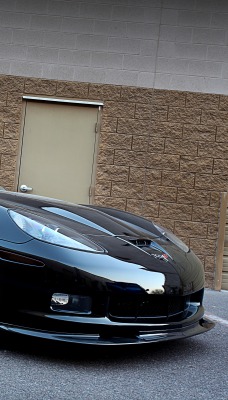 черный автомобиль спортивный chevrolet corvette zr1