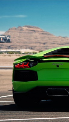 Lamborghini Ламборгини зеленая