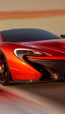 красный спортивный автомобиль mc laren p1