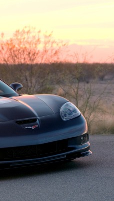 черный автомобиль corvette zr1