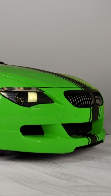 зеленый автомобиль bmw m6 prior