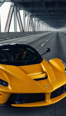 красный желтый спортивный автомобиль red yellow sports car