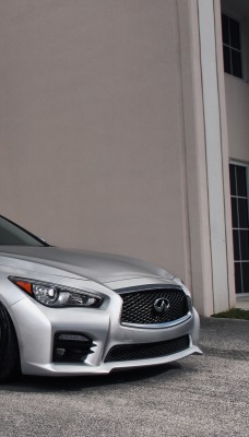 серый автомобиль infiniti q50 grey car