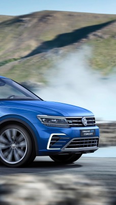 автомобиль синий volkswagen tiguan