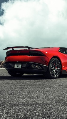 спортивный автомобиль красный Lamborghini Huracan Verona Edizione