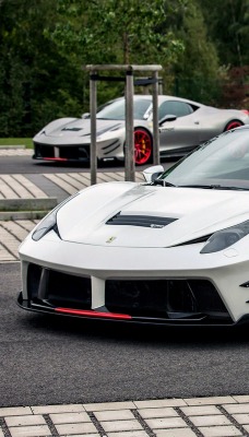 спортивный автомобиль белые ferrari 458