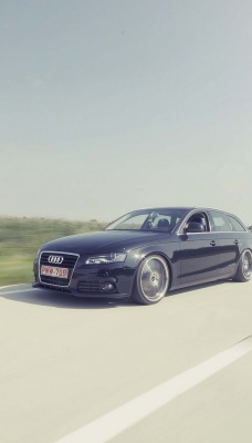 Audi черная дорога