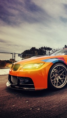 BMW M3 небо забор