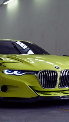 спортркар BMW гараж