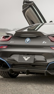 bmw i8 спорткар вид сзади