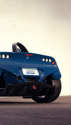 автомобиль синий спортивный вид сзади