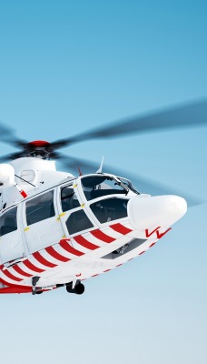вертолет медицинский скорая помощь лопасти полет