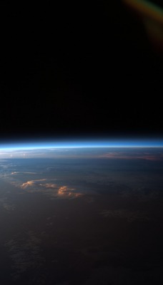 космос земля горизонт